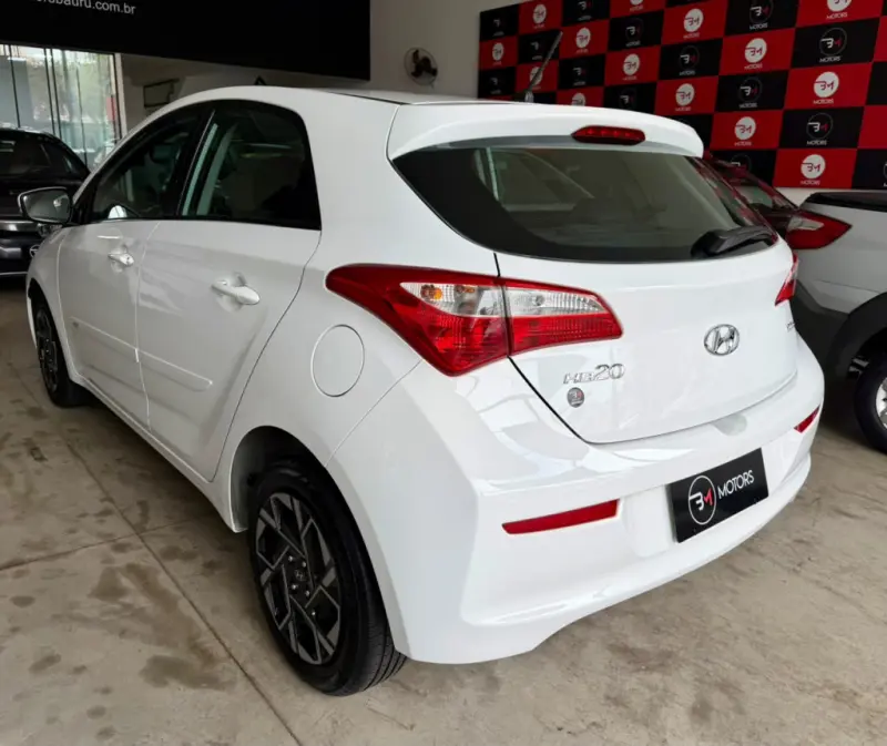 HB 20 Hatch - Foto