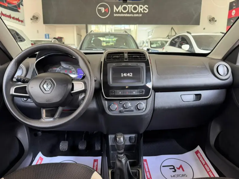 Kwid - Foto