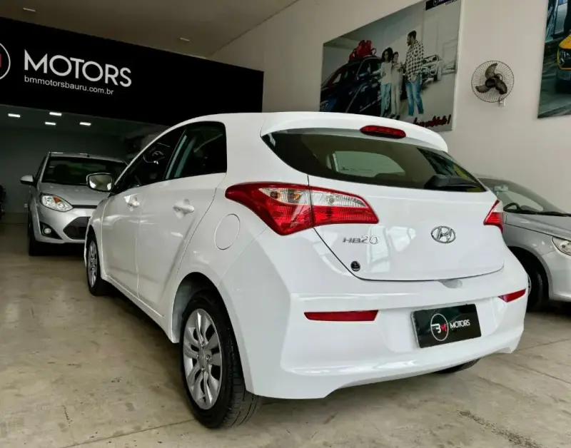HB 20 Hatch - Foto