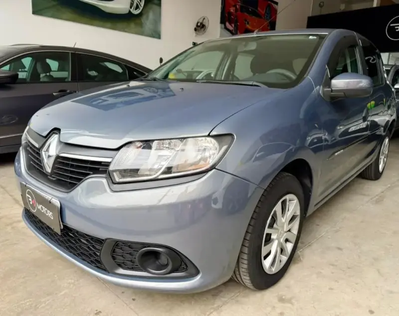 Sandero - Foto