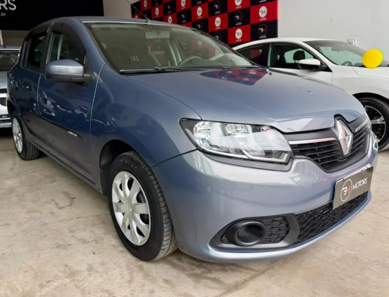 Sandero - Foto