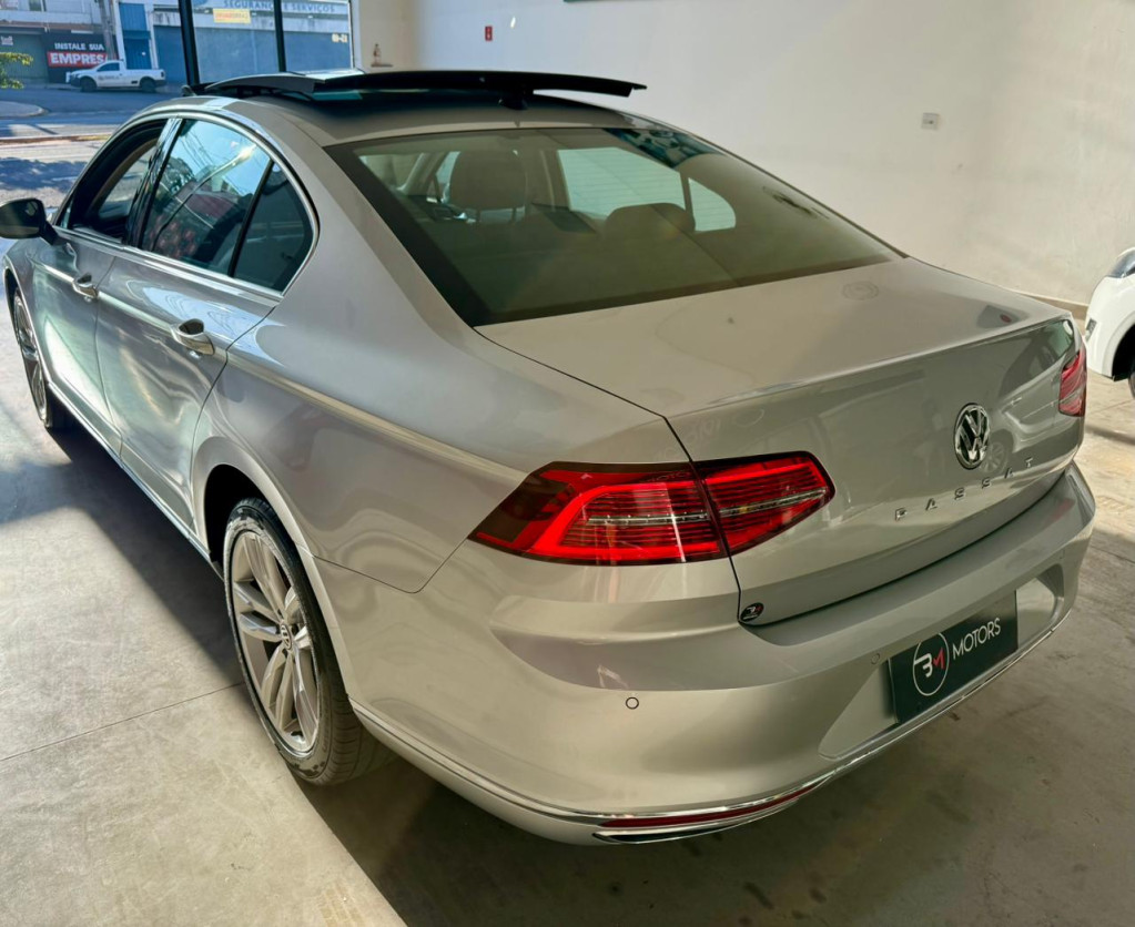 Passat - Foto