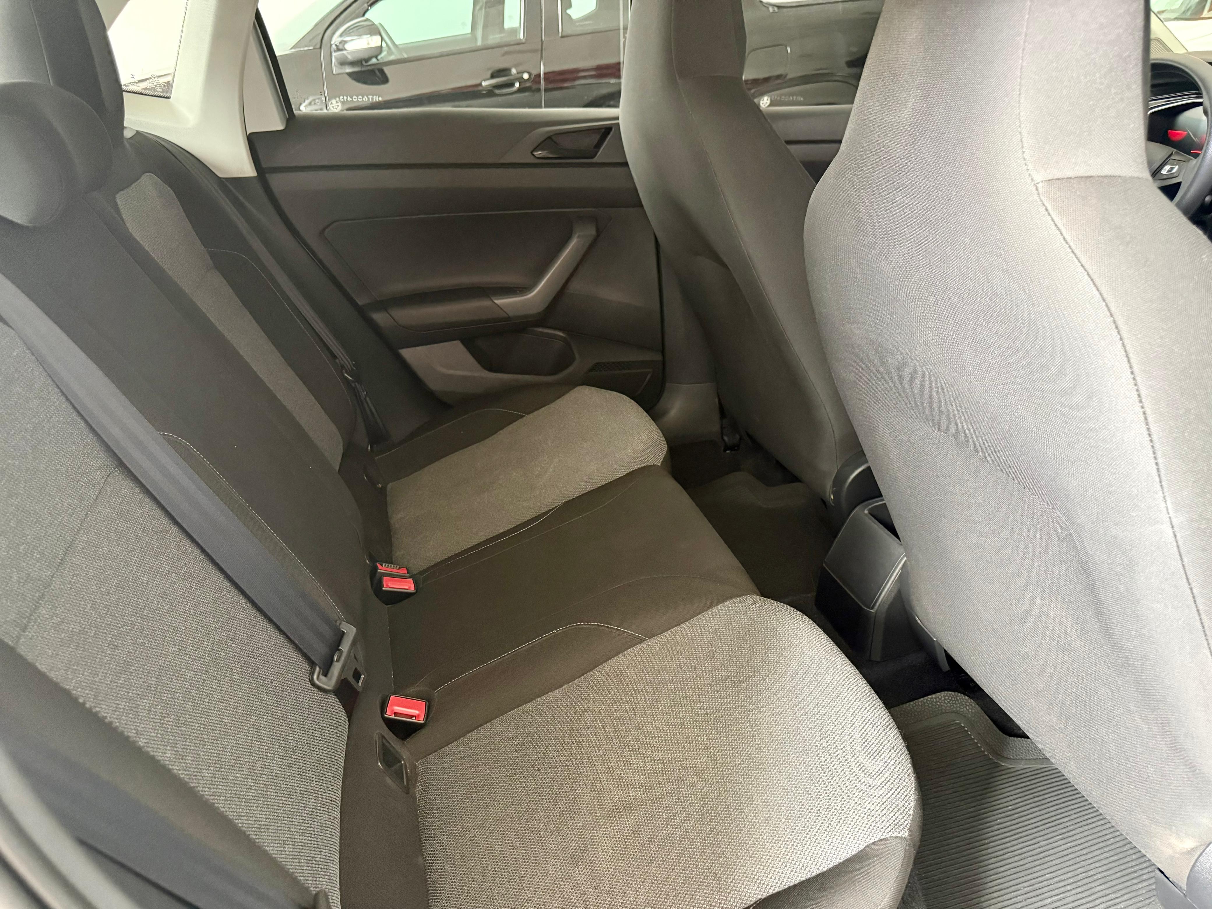 Polo Hatch - Foto