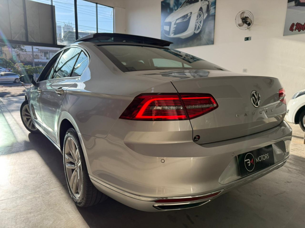 Passat - Foto