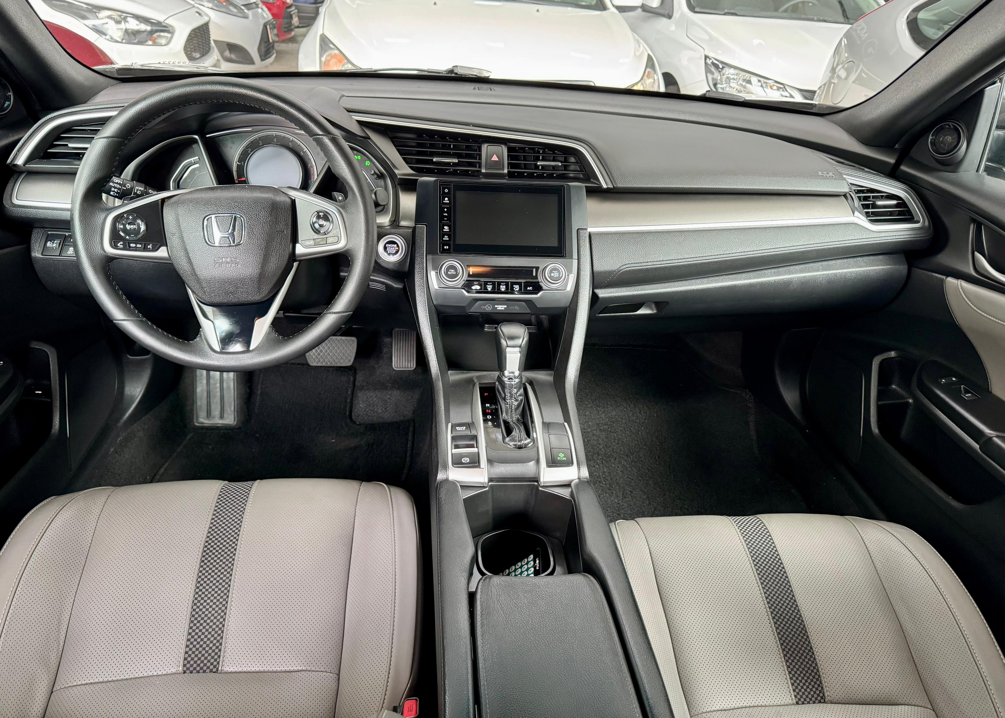 Civic - Foto