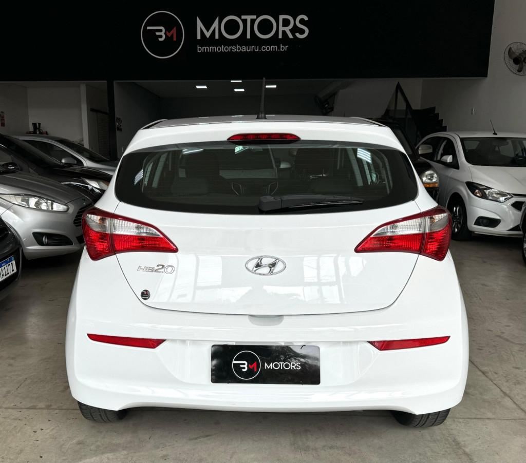 HB 20 Hatch - Foto