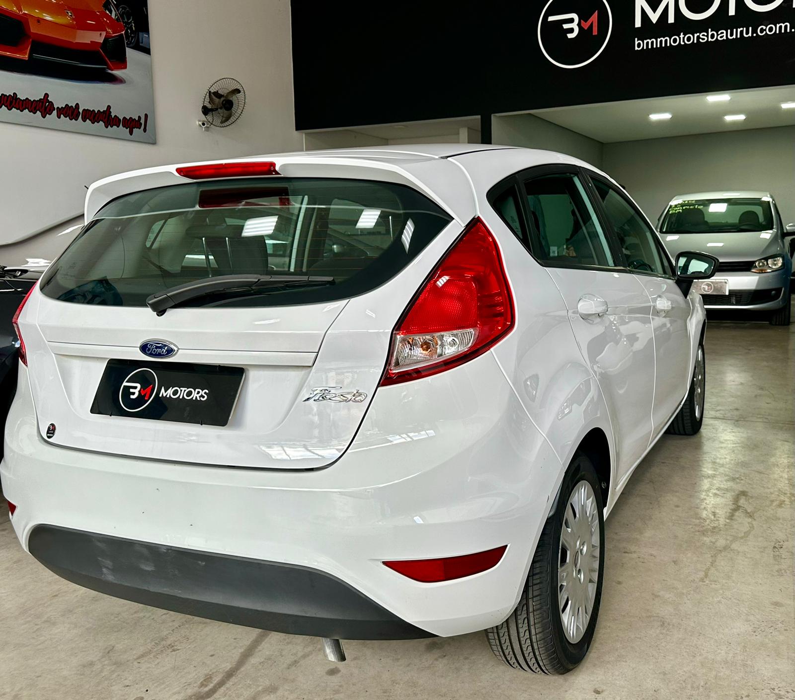 Fiesta Hatch - Foto